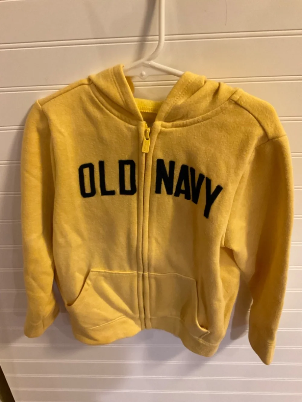 Old Navy Bundle Yellow Hoodie Size: 5T & Denim Jeans Size: 4T Bundle Pre Owned